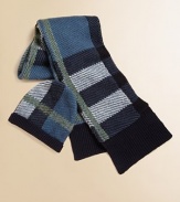 A large-scale version of the famous checks in a luxurious ribbed knit of cashmere and wool.Long and slenderRibbed knit trim55% cashmere/45% woolDry cleanImported