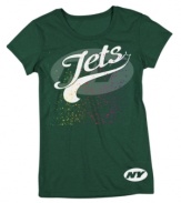 Clean sweep. Cheer on your Jets to an undefeated season when you're sporting this colorful graphic tee from Reebok.