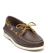 Classic women's boat shoes in stain and water resistant leather. Wear them with khakis for a classic look or make them edgy with cuffed boyfriend jeans. Even better, carry it into Spring with your favorite pair of cutoff shorts. A versatile shoe for any season.