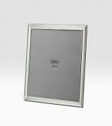 Classic and sophisticated in groove-trimmed sterling silver. Fits 5 X 7 photo Made in Spain