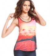 A graphic sunset print makes a splash across this Kensie tank -- perfect for relaxed summer style!