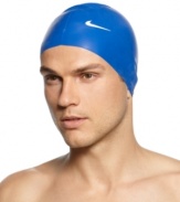 That's a wrap. Make sure your hair stays out of the way so you can focus on the important stuff with this swim cap from Nike.
