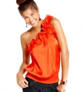 A flood of orangey hue makes this elegant, one-shoulder top a glorious companion to your skinny jeans! From Sequin Hearts.