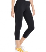 Cute and cropped, these active leggings from Ideology move with you during your toughest workouts. Wear them for dance class, yoga or when going for a run!