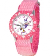 Help your kids stay on time with this fun Time Teacher watch from Disney. Featuring iconic character Daisy Duck, the hour and minute hands are clearly labeled for easy reading.