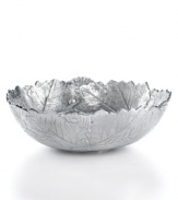 Radiant aluminum leaves form a salad bowl for hosting greens in natural splendor. With realistic textures that evoke life outside your window.