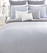 From dusk to dawn this coverlet wraps you in superior warmth, featuring a textured grid pattern that coordinates perfectly with the Vera Wang Dusk bedding collection.