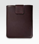 This sleek, stylish leather case has a snap tab and chamois-cloth lining to secure and protect your first- or second-generation iPad.Hand-crafted leatherFits first- and second-generation iPads8½W X 10HMade in USA