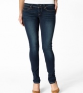 In a fabulous fit, these Levi's® Demi Skinny jeans feature a dark wash for a classically chic look!