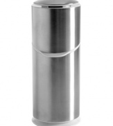 Keep your sink neat and tidy with this Stainless Steel Toothbrush Holder from Oxo. Features an angled opening for easy access, internal rings to keep toothbrushes upright and an internal divider that can accommodate large ergonomic toothbrushes and be removed for easy cleaning. Air vents on the top and bottom allow toothbrushes to dry after use.