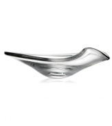 Easy elegance. Nambe's Smooth bowl curves and flows in sumptuous clear crystal, serving as artful accent and fruit or candy dish for the modern home.