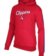 Showcase your winning team while keeping warm in this NBA LA Clippers hoodie by adidas.