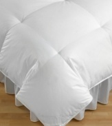 The pinnacle of comfort. Escape into the soothing softness of lofty European goose down enveloped in smooth 350-thread count cotton every night with Charter Club's luxurious Vail comforter. Featuring baffle box construction to help keep feathers in place. Medium weight.