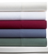 Relax and refresh in luxury. Layer your bed with these soft, wrinkle resistant pillowcases, featuring 600-thread count cotton construction and your choice of five sophisticated hues.