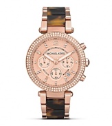Rich rose gold and tortoise are all dressed up on MICHAEL Michael Kors' round watch. Take your cues from all-American style with this timeless ticker.