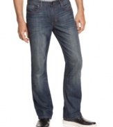 A casual must-have, these Kenneth Cole Reaction jeans are just right for the weekend rotation.