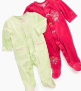 Get wrapped up in cuteness all the way down to her toes with this snuggly coverall by Little Me.