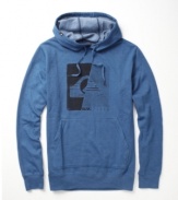 Layer up your casual look with this pullover hoodie from Quiksilver.