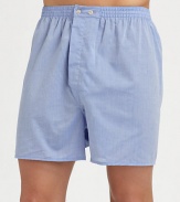 A simple solid lounge short for a true gentleman of style, shaped in lightweight, breathable cotton.Elastic waistbandAdjustable button-flyInseam, about 4CottonMachine washImported