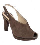 Comfortable and chic, Naturalizer's Alini shooties transition beautifully from summer into fall. We love the on-trend peep-toe silhouette and wearable low heel, while neutral color choices (black and taupe) make them easy to mix and match with any wardrobe.