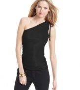 In a modern one-shoulder style, this MICHAEL Michael Kors top will spice up your spring wardrobe!