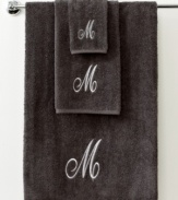 Utterly classic, this Initial Script hand towel gives your bathroom that personal touch it deserves in a completely elegant design. Features a beautifully embroidered script letter of your choice on a soft cotton ground.