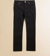 A classic straight leg silhouette in an updated dark hue with leather logo and silver grommets.Front button closureWaistband with belt loopsZip flyFive-pocket styling91% cotton/8% polyester/1% elastaneMachine washImported