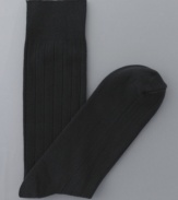 Time to replace your necessities. This six pack of solid Club Room socks covers all your bases.