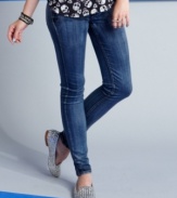 A streaky fade adds serious dimension to these dark wash skinny jeans from Celebrity Pink Jeans.
