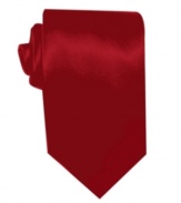 A lustrous solid tie is the perfect worry-free complement to your sophisticated office attire.