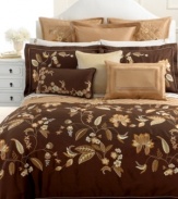 Beautifully embroidered leaves in stunning silver decorate the flat sheet and pillowcases of this Martha Stewart Collection sheet set for a dramatic effect. (Clearance)