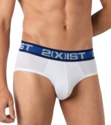 No more lines. These no-show briefs from 2(x)ist are perfect for keeping a clean look.