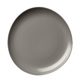 Borrowing from nature, this porcelain dinner plate has a highly glossed surface and unusual contours, creating an interesting silhouette - a DVF signature - on the table.