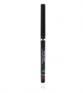 The Dior expert lip liner: Its retractable pencil offers a perfect application and emphasize magnificently your lips. Incredibly soft and comfortable to apply, it offers a very long-lasting lip definition. Rouge Liner lets you re-shape your mouth and also helps keep lipstick from bleeding.