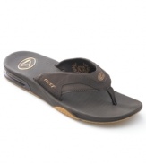 Men's flip flops that bring out your inner party animal. You'll never be that far from a trusty bottle opener when you slip into one of these laidback men's sandals from REEF.