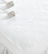 It's warm up time! Protect your bed and keep yourself toasty, while saving energy, with this Analog Heated mattress pad from Biddeford. Features 10 heat settings for personalized comfort, sensor wire technology for even heat distribution and auto shut off after 10 hours for safety.