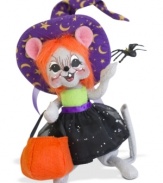 Have some squeaky clean Halloween fun with Annalee's trick-or-treat witch mouse. A pumpkin for treats and starry-sky hat disguise a perfectly innocent creature.