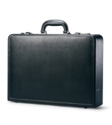 Always a classic look for a sharp approach to the business of the day. The traditional attaché features a stylish construction that beckons the timelessness of ages past with a bonded leather exterior and stunning suede interior. 3-year interior.