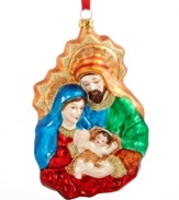 Bring the Holy Family to the forefront of your holiday tradition with this timeless ornament, featuring brilliant color and glitter in pure glass.
