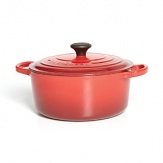 For nearly a century, Le Creuset has handcrafted enameled cast iron cookware of superlative quality, durability and versatility. A cooking staple, the round French oven offers exceptional heat distribution and retention for unsurpassed broiling, braising, slow cooking and sautéing and its size easily accommodates roasts and poultry.