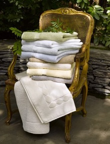 Soft and plush, luxuriously thick and thirsty, in two-ply, long staple cotton terry that's worthy of your most distinguished guests.36L X 24W Cotton Machine wash Imported Soft and plush, luxuriously thick and thirsty, in two-ply, long staple cotton terry that's worthy of your most distinguished guests.36L X 24W Cotton Machine wash Imported