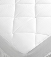 Relax upon a bed of luxury. This hypoallergenic mattress pad from Calvin Klein features a large diamond quilt pattern and lofty fiber fill that mimics the qualities of down for an exceptionally comfortable addition to your bed. The spandex skirt keeps the pad secure and in place.