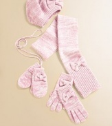 A toasty, marled wool-blend yarn from Italy, knit into cozy mittens with sweet bows.Smooth knit with ribbed cuffBig bow on eachAttached loss-prevention string40% wool/28% rayon/15% nylon/10% cashmere/7% angoraDry cleanImported