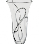 Only Vera Wang could capture elegance so gracefully and tie it up with a bow. The etched crystal Love Knots vase lends refined whimsy to every occasion.