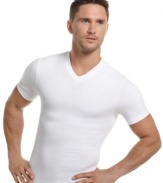 In a slimming stretch cotton blend, One Flat Jack's compression V neck t-shirt pulls double duty so you can lose the extra baggage and wick away moisture for a cool burst of confidence.