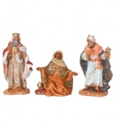 A must-have addition to your Nativity set up, the intricately crafted Three Wise Men figurines kneel and present their gifts of gold, frankincense and myrrh to the newborn babe.