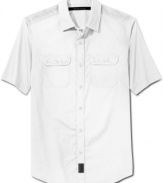 Sleek styling with a utilitarian vibe. This Sean John shirt masters minimalism in your wardrobe.