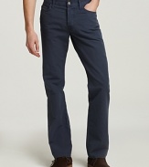 Like 7 For All Mankind Standard jeans, these pants feature a classic fit and a straight leg, but they're rendered in a blend of linen and cotton for a softer feel that's truly versatile for everyday wear.