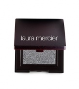 Laura Mercier Sequin Eye Color has soft-sparkle effects that glisten and captivates. The deep-impact shades can be swept over eyes softly for a stunning day look, or applied with more intensity for evening glamour.