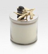 A comforting fragrance inspired by the warm, welcoming atmosphere of a Tuscan afternoon. Verdant notes of olive and verbena hover between fresh, peppery top notes warmed by cedar, cypress and vetiver. From the Olive Branch CollectionGlass vessel with matte goldtone nickelplated metal lid13.5 oz.5H X 3¾ diam.Imported